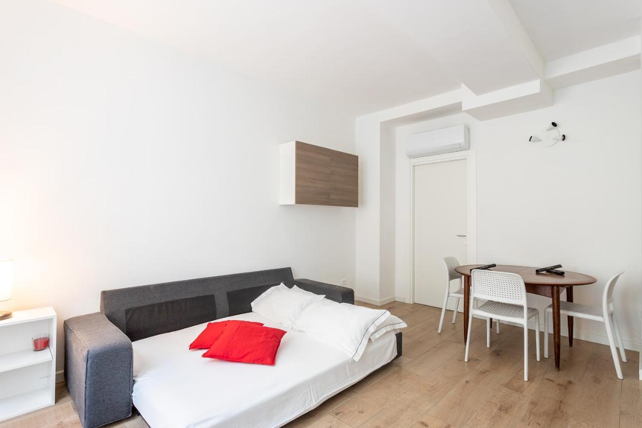 City Centre Apartment - 10 Minutes To Duomo - Free Wifi E Netflix Milan Extérieur photo
